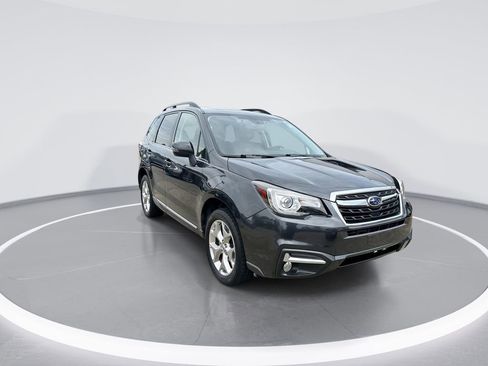 Used 2018 Subaru Forester 2.5i Touring w/ Popular Package #3B AWD/4WD image 2