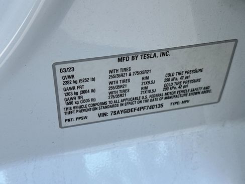 Used 2023 Tesla Model Y Performance image 28