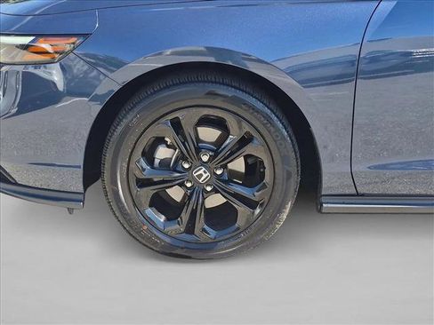 Used 2025 Honda Accord SE image 23