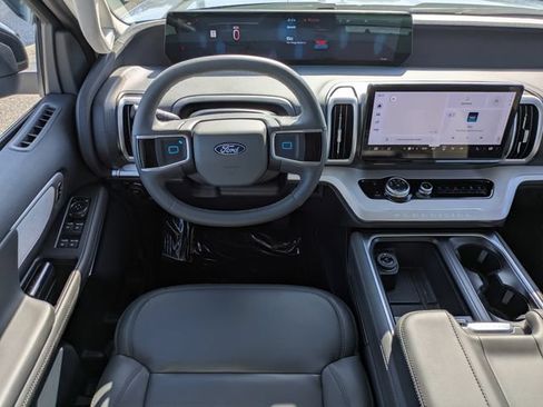 Certified 2026 Ford Expedition Max Active AWD/4WD image 16