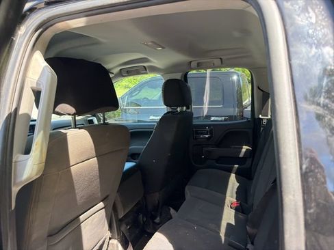 Used 2017 GMC Sierra 1500 SLE w/ SLE Value Package AWD/4WD image 9