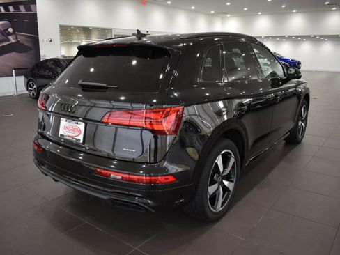 Used 2022 Audi Q5 2.0T Premium Plus w/ Premium Plus Package AWD/4WD image 7
