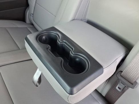 Used 2023 Chevrolet Silverado 1500 LT image 9