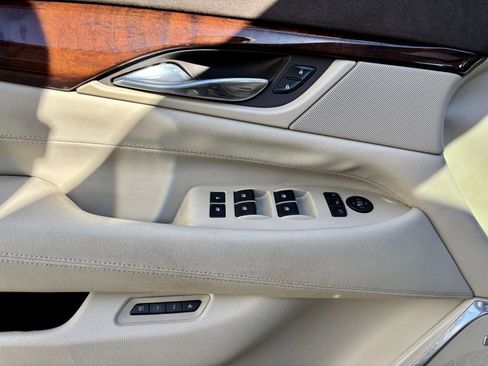 Used 2015 Cadillac Escalade ESV Premium image 27