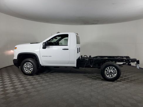 New 2026 Chevrolet Silverado 2500 W/T w/ WT Convenience Package RWD image 7