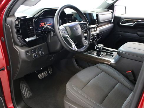 Used 2023 Chevrolet Silverado 1500 RST w/ Z71 Off-Road Package image 24