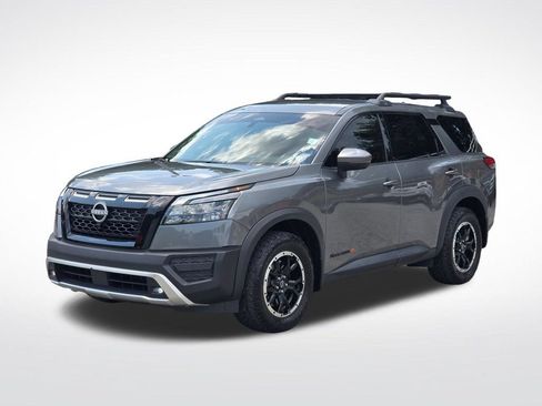 Used 2024 Nissan Pathfinder Rock Creek AWD/4WD image 2