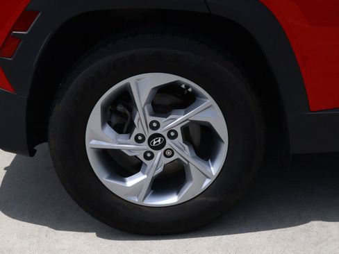 Used 2023 Hyundai Tucson SEL FWD image 8