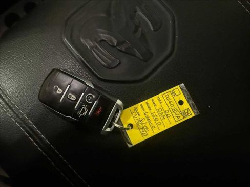 Certified 2020 RAM 1500 Laramie image 38