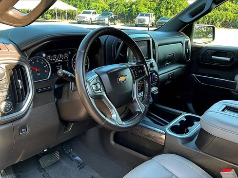 Certified 2021 Chevrolet Silverado 1500 LTZ w/ Technology Package image 15