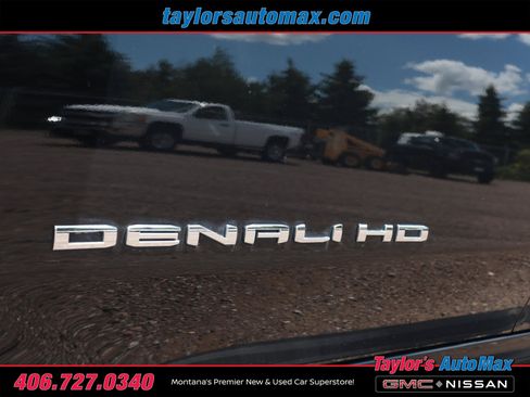 Used 2022 GMC Sierra 3500 Denali w/ Denali Black Diamond Edition AWD/4WD image 51