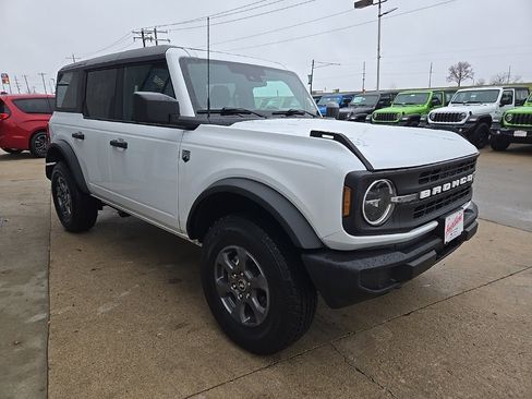 Used 2025 Ford Bronco Big Bend image 11