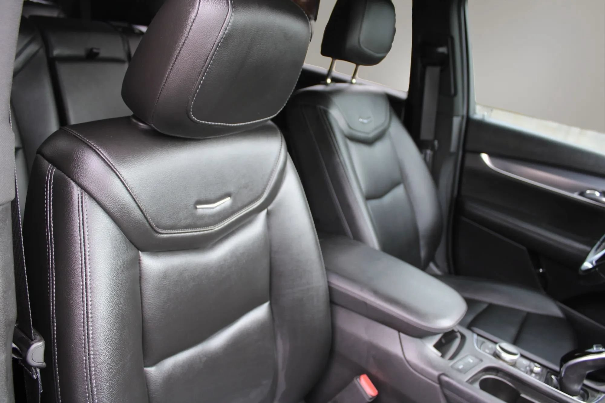 Used 2021 Cadillac XT6 Luxury AWD/4WD image 24