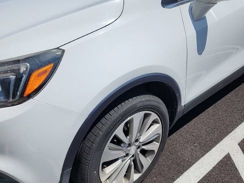 Used 2017 Buick Encore Preferred FWD image 2