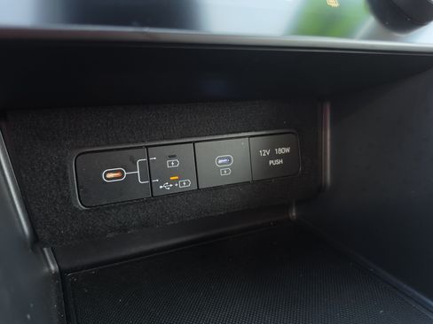Used 2025 Hyundai Sonata SEL FWD image 31
