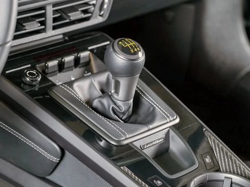 Used 2026 Porsche 911 GT3 RWD image 18