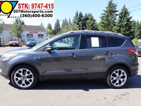 Used 2015 Ford Escape Titanium w/ Equipment Group 301A AWD/4WD image 5