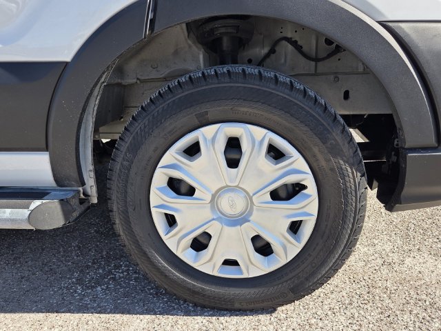 Certified 2025 Ford Transit 250 Low Roof RWD image 11