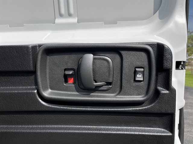 Used 2023 GMC Savana 2500 RWD image 16