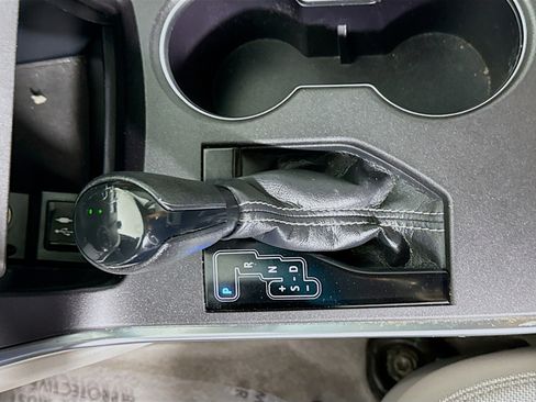 Used 2016 Toyota Camry LE image 20