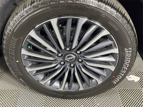 New 2025 Nissan Armada Platinum Reserve image 21