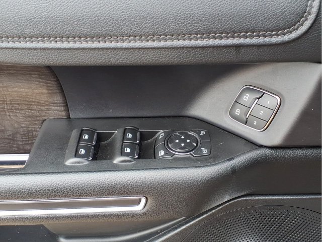 Used 2020 Ford Expedition Max Limited w/ Equipment Group 301A AWD/4WD image 16