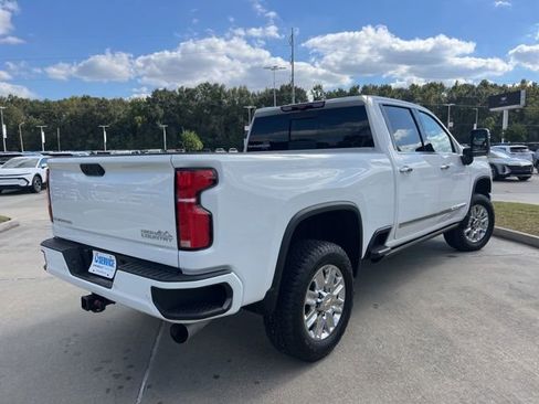New 2025 Chevrolet Silverado 2500 High Country w/ Technology Package image 10