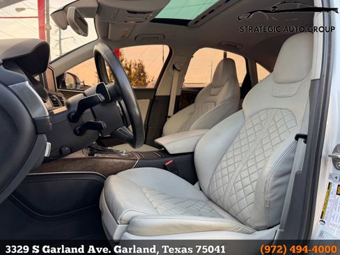 Used 2013 Audi S6 Prestige w/ Innovation Pkg image 11