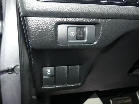 Used 2025 Honda Civic Sport image 29