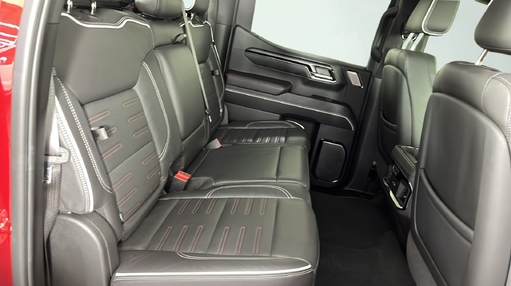Used 2025 GMC Sierra 1500 AT4X AWD/4WD image 17
