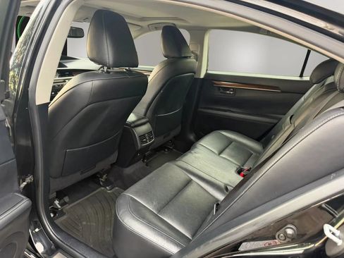 Used 2015 Lexus ES 350 w/ Luxury Package FWD image 17