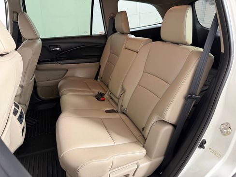 Used 2016 Honda Pilot EX-L image 12