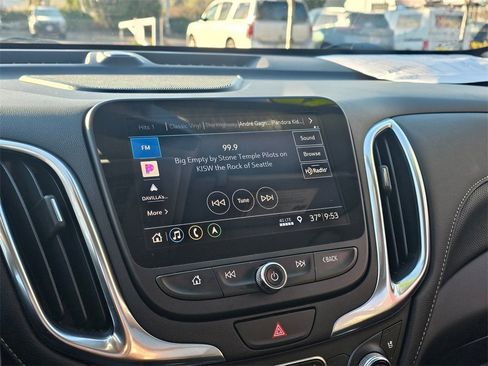 Used 2021 Chevrolet Equinox Premier image 21