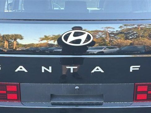 Certified 2025 Hyundai Santa Fe SEL AWD/4WD image 9