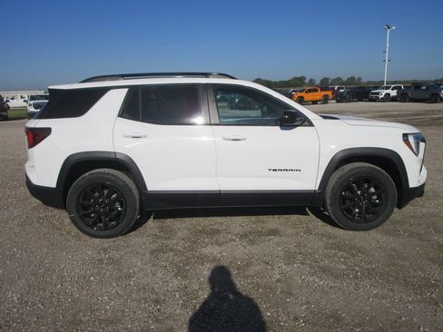 New 2026 GMC Terrain Elevation w/ Elevation Premium Package image 3