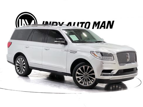 Used 2019 Lincoln Navigator Select AWD/4WD image 2