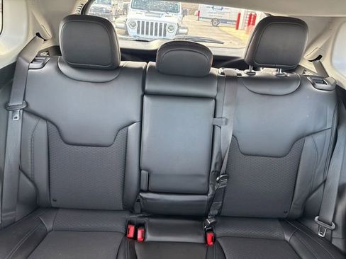 Used 2022 Jeep Compass Latitude AWD/4WD image 25