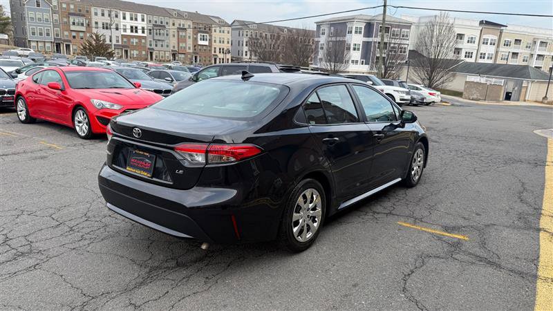 Used 2022 Toyota Corolla LE FWD image 11