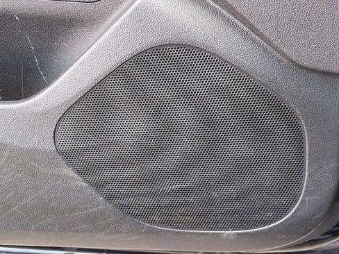 Used 2016 Chevrolet Cruze LT w/ Convenience Package image 16