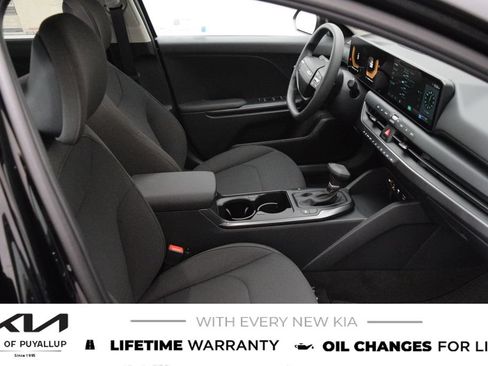 New 2026 Kia K4 FWD image 16