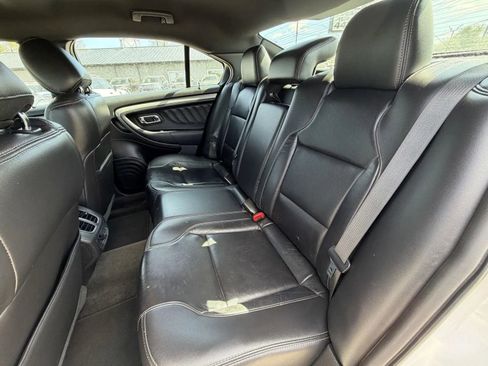 Used 2014 Ford Taurus SEL w/ Equipment Group 201A FWD image 16