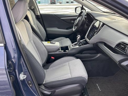 Used 2024 Subaru Outback Premium image 19