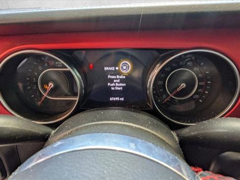 Used 2020 Jeep Gladiator Rubicon AWD/4WD image 16