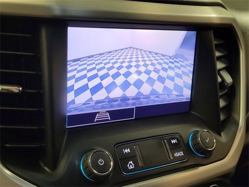 Used 2022 GMC Acadia SLE w/ Driver Convenience Package image 19