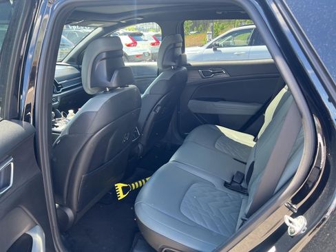 Used 2023 Kia Sportage X-Pro image 10