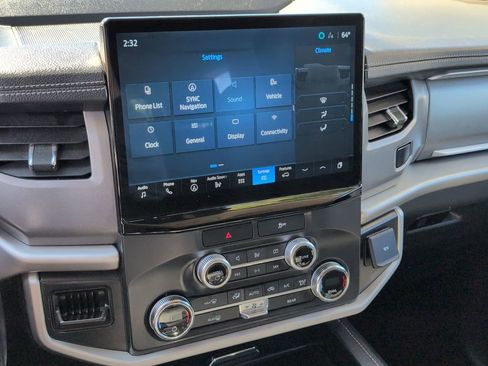 Used 2022 Ford Expedition Max XLT image 20