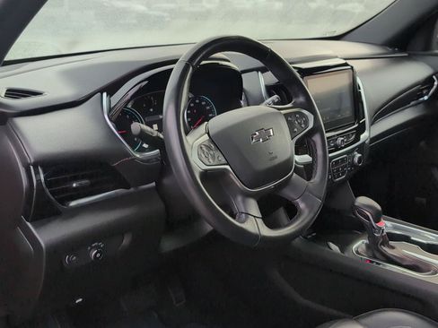 Used 2023 Chevrolet Traverse RS AWD/4WD image 22