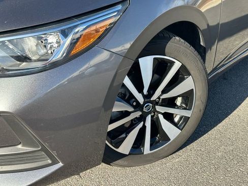 Used 2021 Nissan Sentra SV w/ SV Premium Package image 10