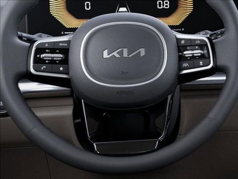 New 2026 Kia Carnival LXS FWD image 22