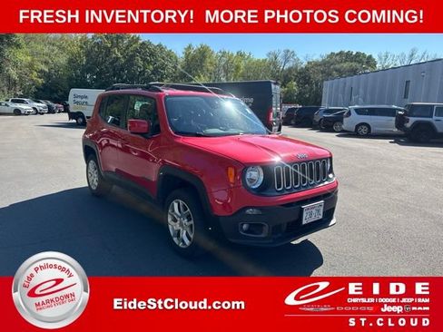 Used 2018 Jeep Renegade Latitude w/ Cold Weather Group AWD/4WD image 1